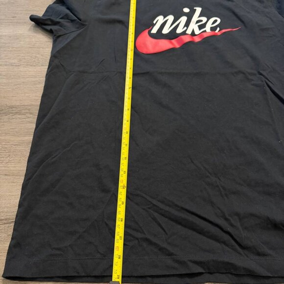 Nike Red Swoosh Logo Graphic Black T-Shirt Men’s Size XL - Picture 7 of 8